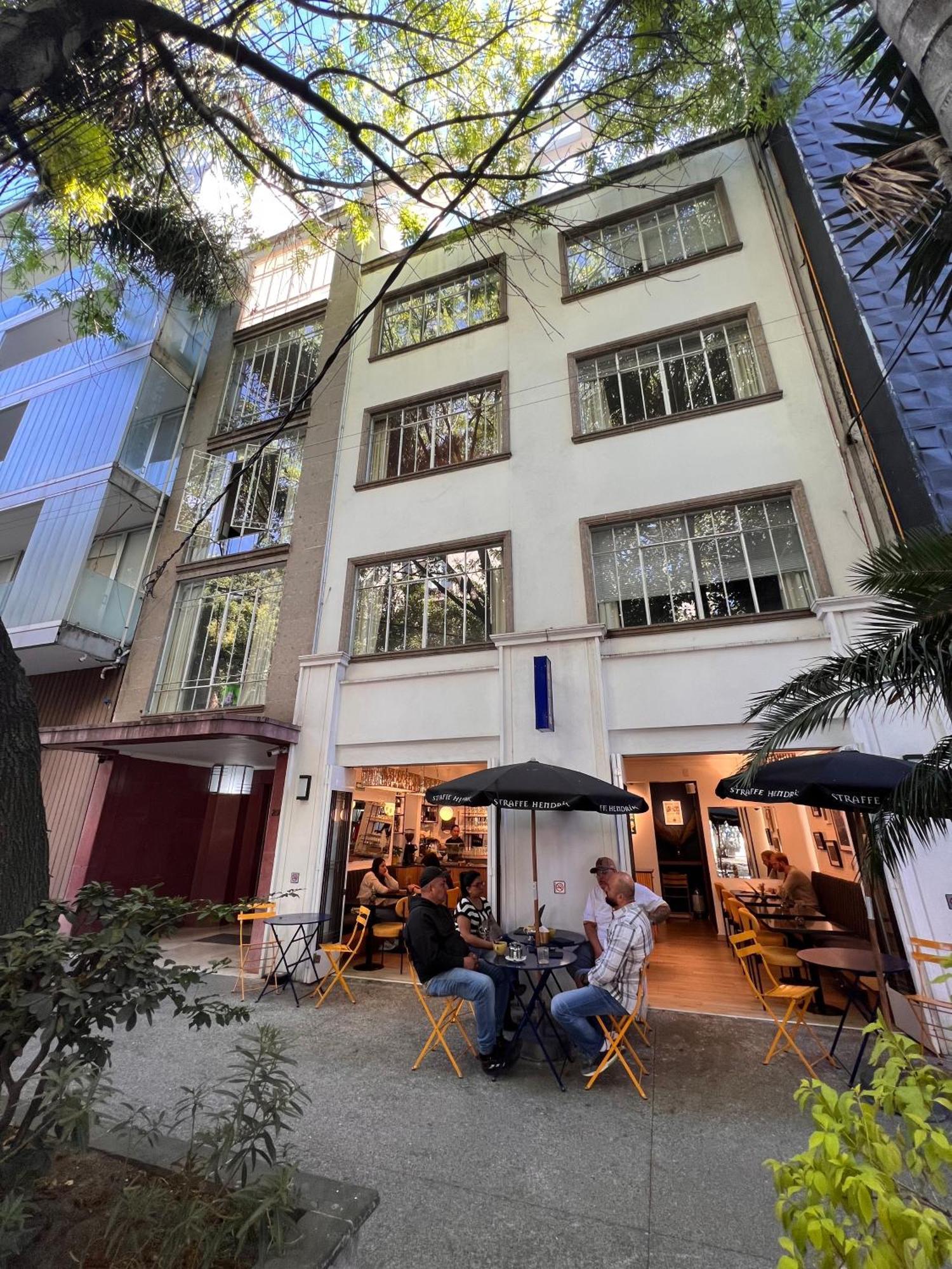 Condesa Residence Campeche 9 Comfortable 2 Bedroom, 1 Bath Retreat Featuring Generous Spaces เม็กซิโกซิตี้ ภายนอก รูปภาพ